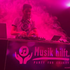 Eindrücke der MUSIK HILFT Parties